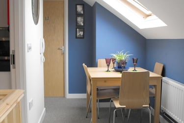 1 bed flat, North Road West, Stonehouse, Plymouth, PL15DJ - Image 7